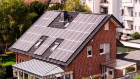 Geração de energia solar bate recorde no verão europeu